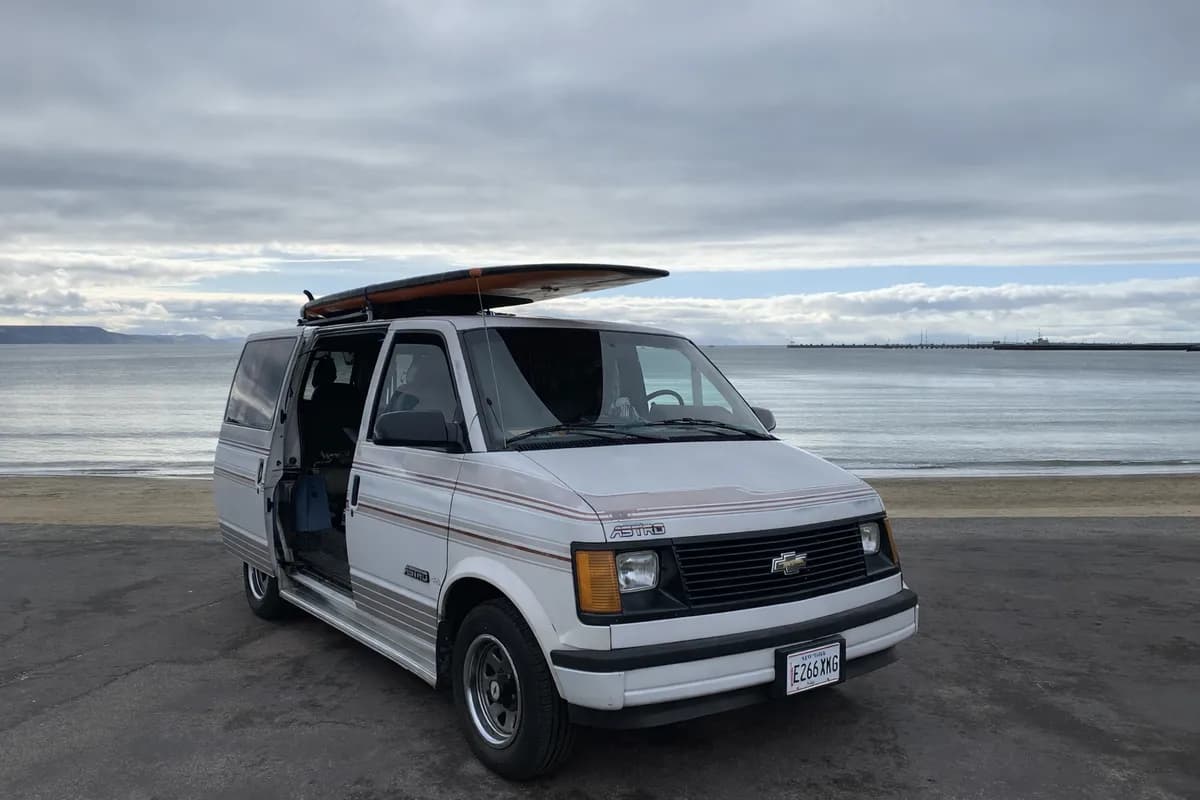 Chevrolet Astro van at the beach
